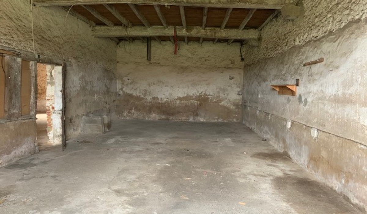 garage.jpg