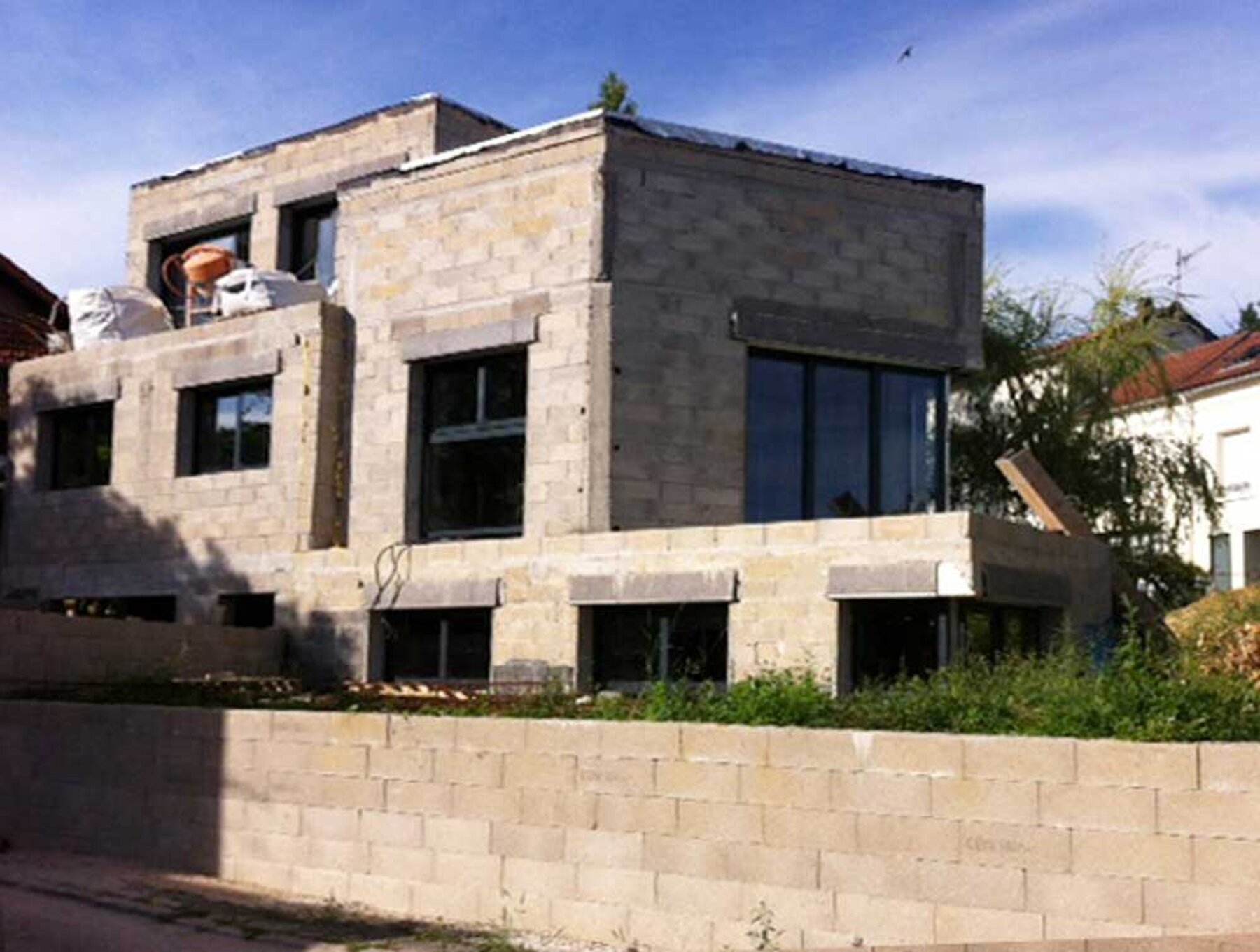 Construction neuve Montmorency Maison d angle par Construction neuve Montmorency Maison d angle par