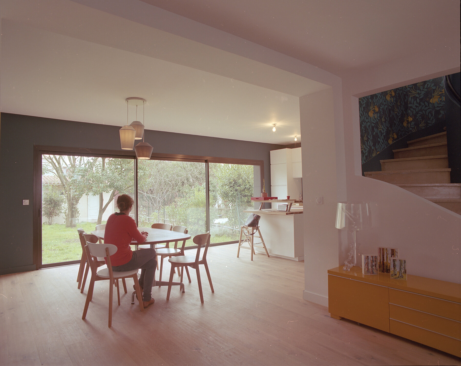 Extension Bordeaux Une cuisine sur le jardin par Extension Bordeaux Une cuisine sur le jardin par