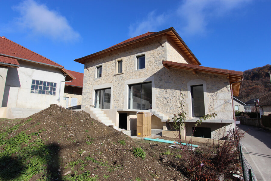 Projet Réhabilitation MAD – maison de village réalisé par un architecte Archidvisor