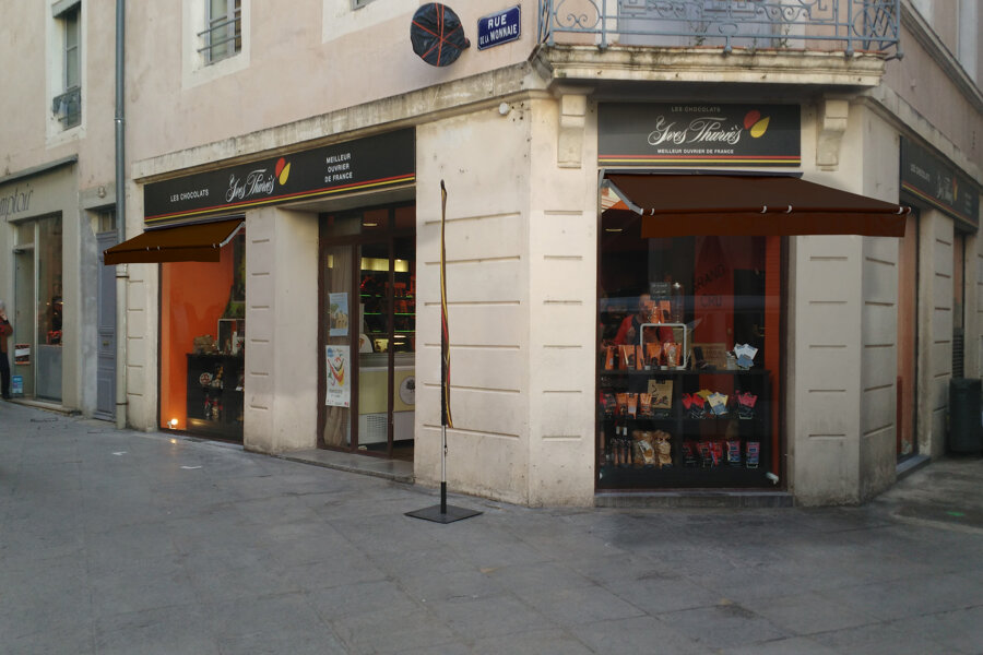 Projet Magasin Yves Thuries réalisé par un architecte d'intérieur Archidvisor