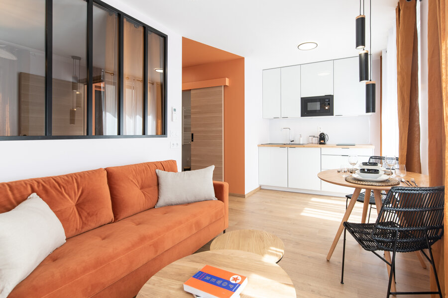 Projet Appartement Airbnb LEAF à Saint Etienne réalisé par un architecte d'intérieur Archidvisor