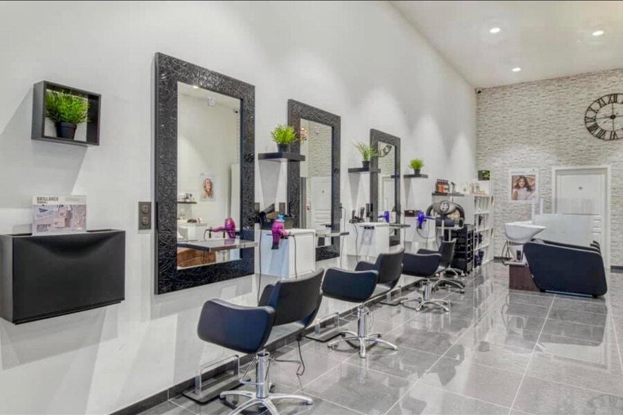 Projet Salon de coiffure réalisé par un décoratrice Archidvisor
