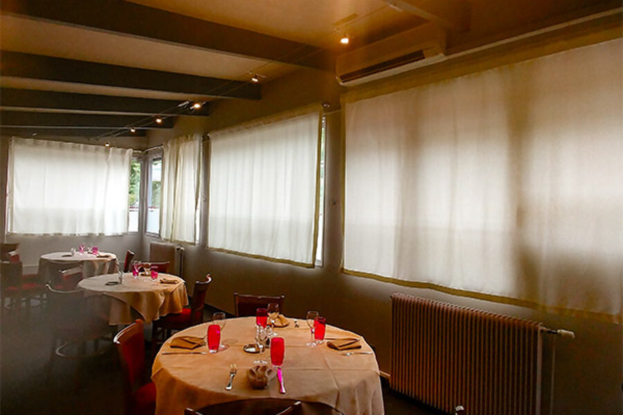 Projet Conception Rideaux restaurant réalisé par un décoratrice Archidvisor