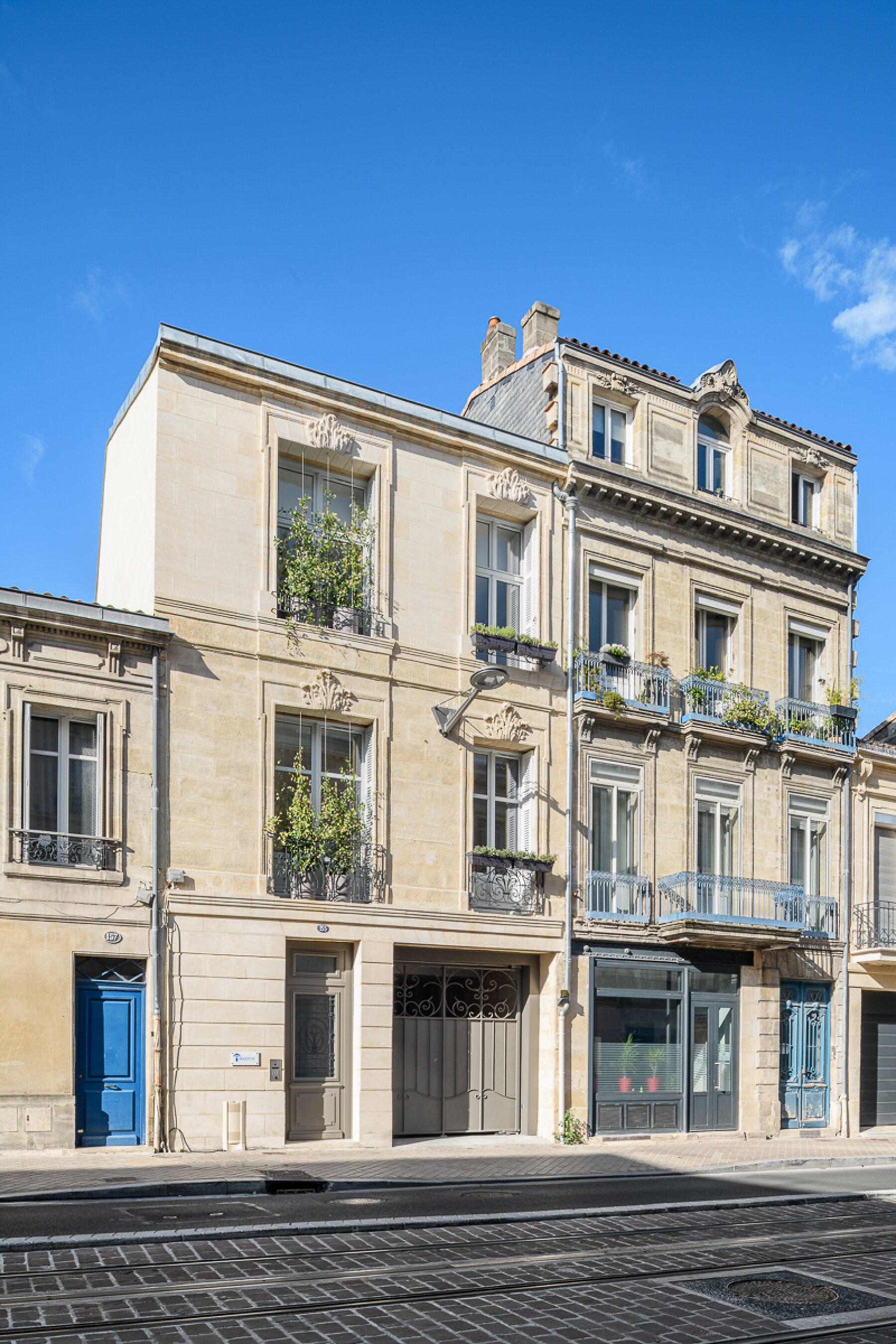 Surélévation - Bureaux par un architecte Archidvisor