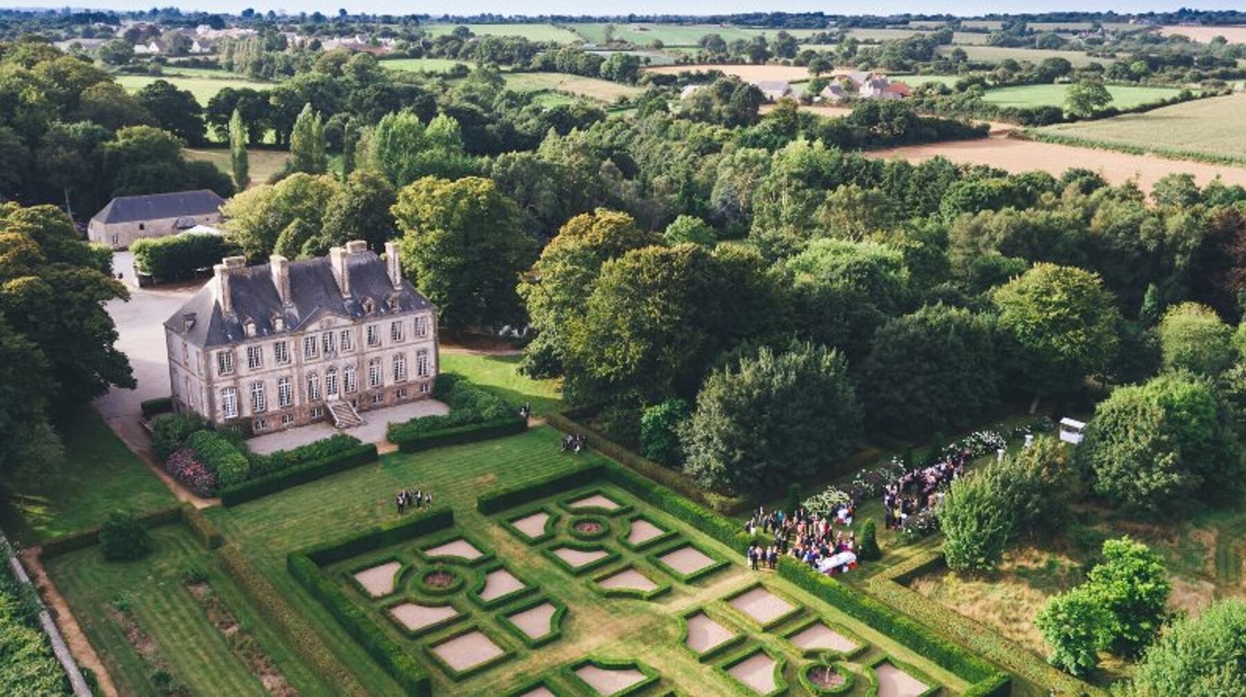 Aménagement extérieur - Equipement culturel par un paysagiste Archidvisor