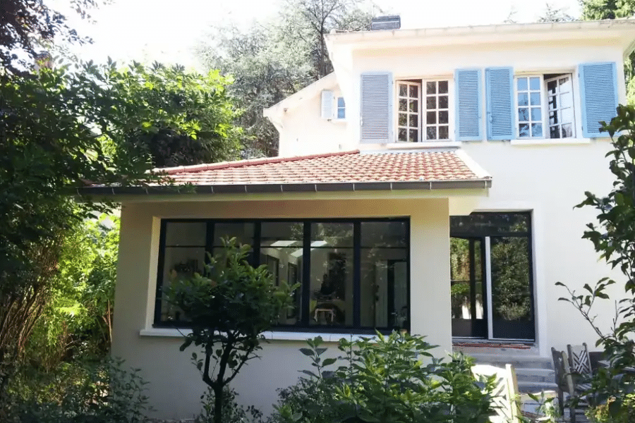 Projet Création d'une extension avec verrière de 40 m2 à Francheville réalisé par un contractant général Archidvisor