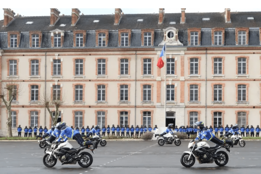 Projet Ecole de la gendarmerie de Fontainebleau réalisé par un architecte Archidvisor