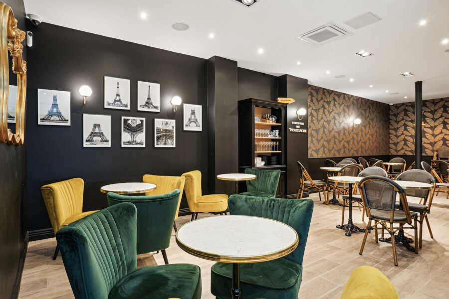 Projet Création d'un glacier Moustache réalisé par un contractant général Archidvisor