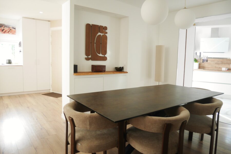 Projet Réaménagement d'un espace entrée WC salle à manger réalisé par un architecte d'intérieur Archidvisor