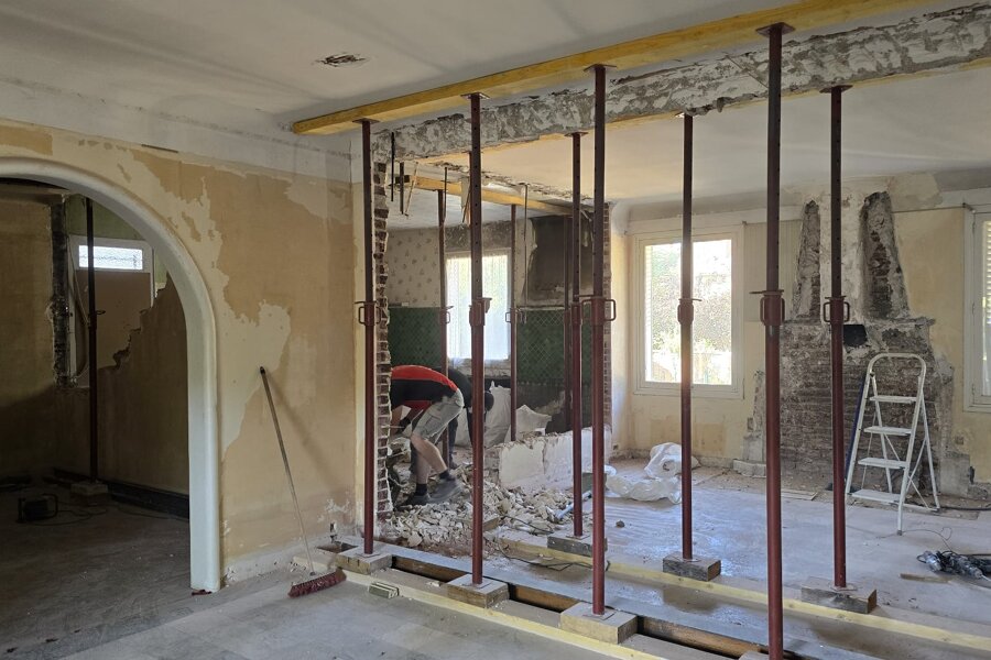 Projet Surélévation réhabilitation LA VARENNE réalisé par un maître d'œuvre Archidvisor