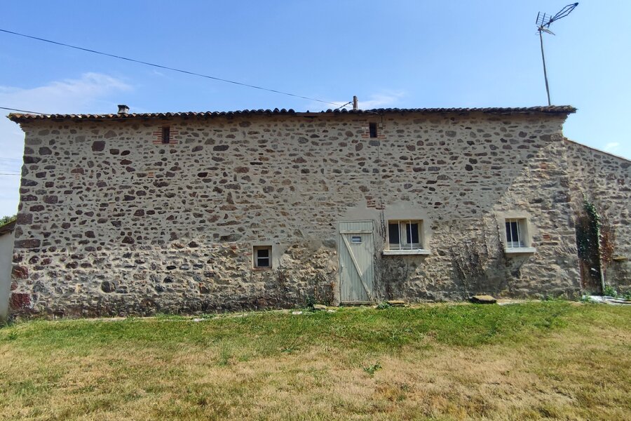 Projet Rénovation complète d'une maison de campagne réalisé par un maître d'œuvre Archidvisor