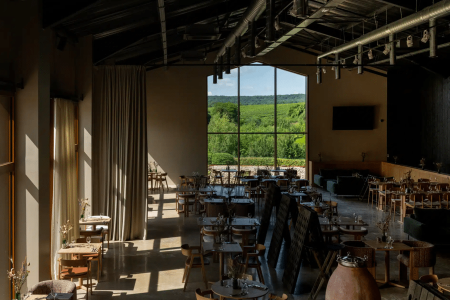 Projet Restaurant La Farm réalisé par un architecte d'intérieur Archidvisor