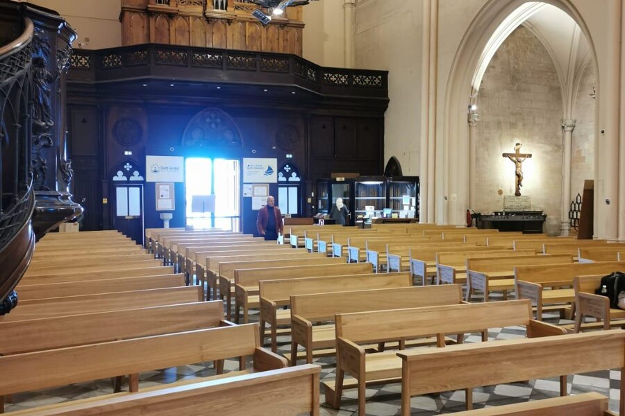 Projet Mobilier Liturgique Eglise St.Ferreol réalisé par un architecte Archidvisor