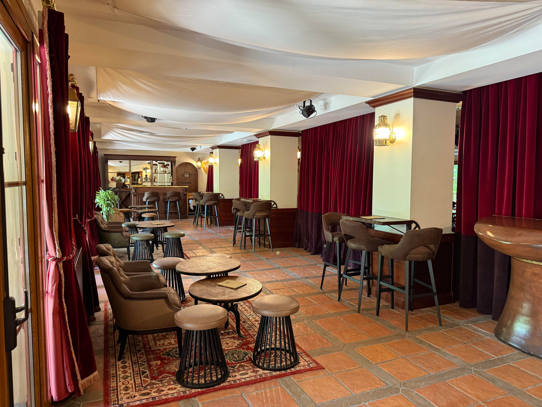Aménagement intérieur - Bar par un architecte Archidvisor
