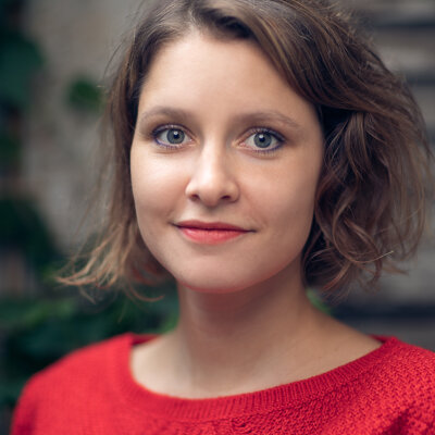 Photo de Marion PHILIPPI architecte de l'agence RUE BLEUE ARCHITECTURE