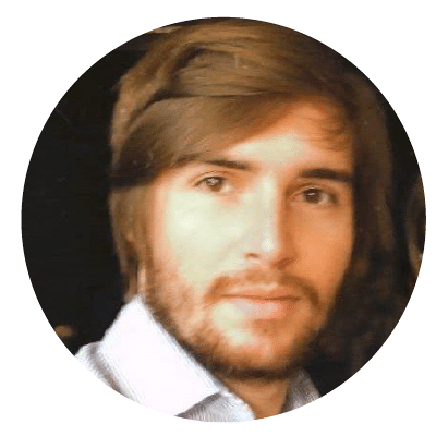 Photo de Clément-Alexandre Dimitrievitch secrétaire de direction de l'agence La galerie 19 AT INTERIOR