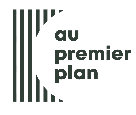 Au Premier Plan