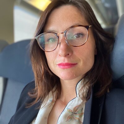 Photo de Faustine Noyon architecte d'intérieur de l'agence CLAUD.INE