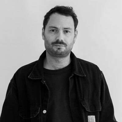 Photo de Arnaud Sanson architecte de l'agence MUTE STUDIO